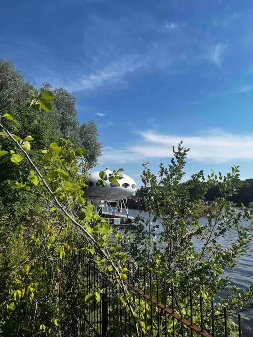 Luxus Societe An Der Spree Appartement